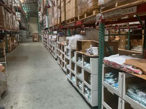 Pick Bins for Apparel